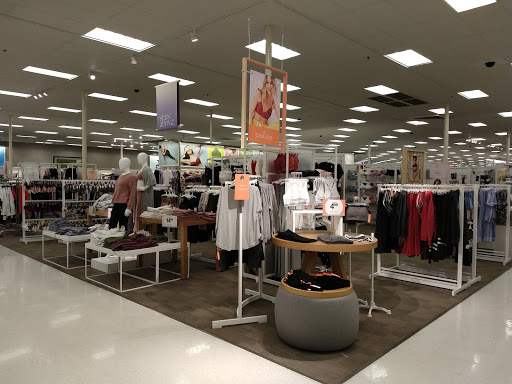 Department Store «Target», reviews and photos, 45 Central Ave, Clark, NJ 07066, USA