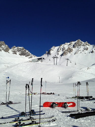 Piste Ski and Snowboard Repairs