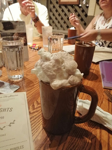 American Restaurant «Cracker Barrel Old Country Store», reviews and photos, 2920 Hospitality St, Tallahassee, FL 32303, USA