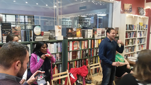 Book Store «River Oaks Book Store», reviews and photos, 3270 Westheimer Rd, Houston, TX 77098, USA