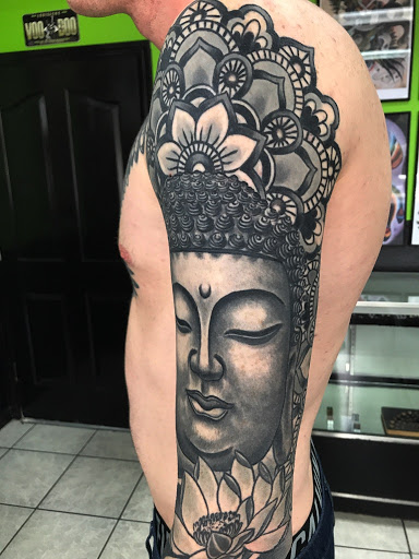 Tattoo Shop «Electric Voodoo Tattoo», reviews and photos, 34 Union Way # A, Vacaville, CA 95687, USA