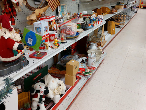 Thrift Store «Goodwill», reviews and photos, 136 Patrick Henry Way, Charles Town, WV 25414, USA