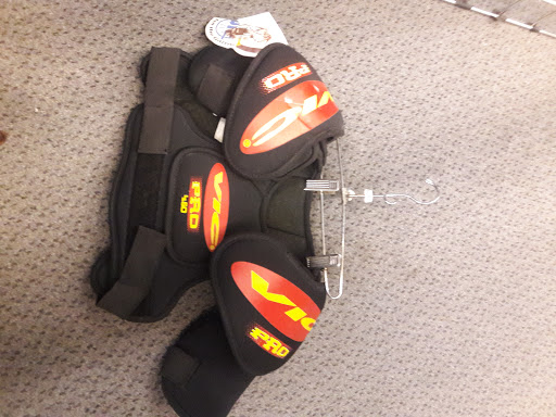 Sporting Goods Store «Play It Again Sports», reviews and photos, 11500 Middlebelt Rd, Livonia, MI 48150, USA