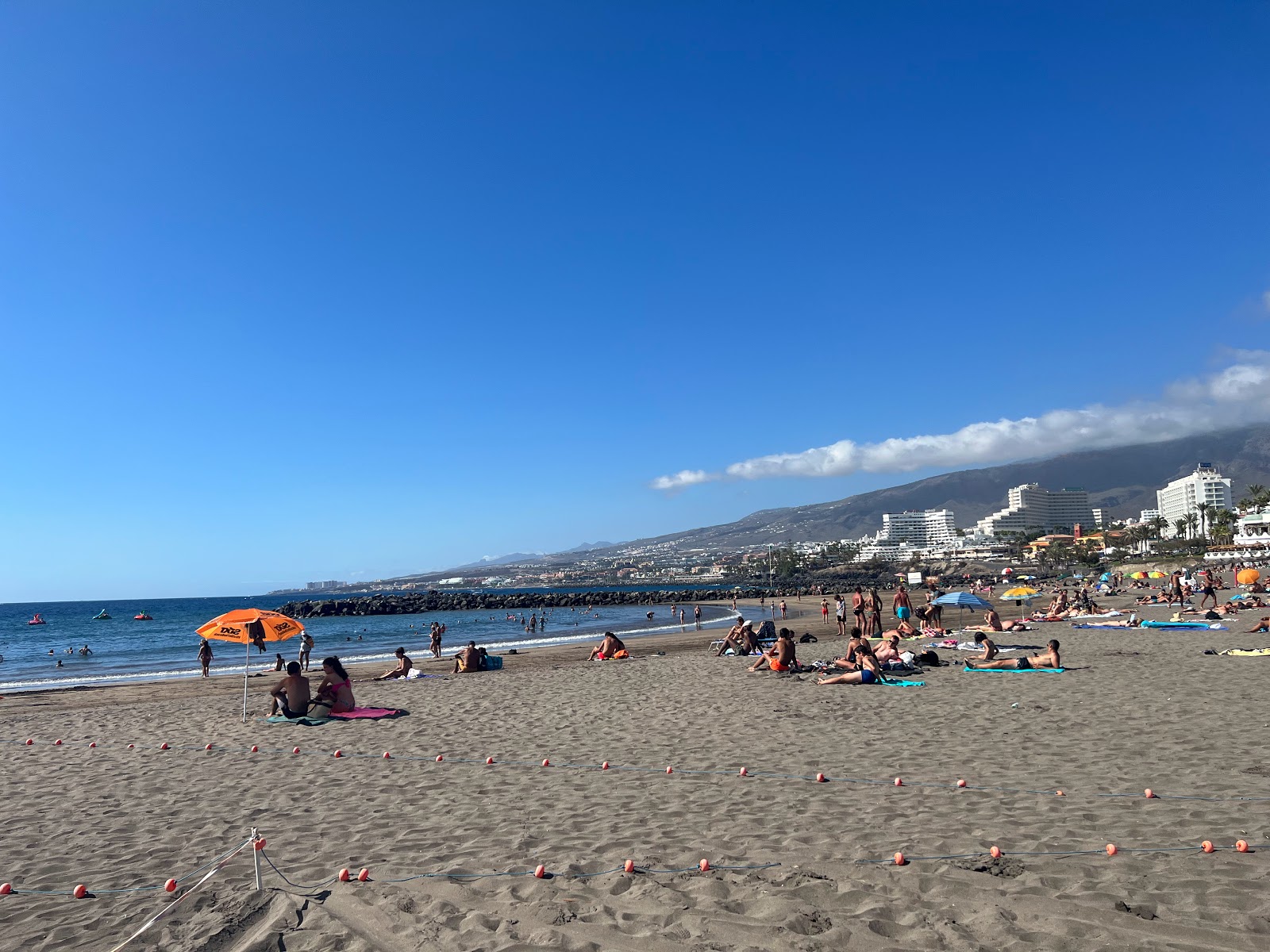 Photo de Playa de El Bobo zone des équipements