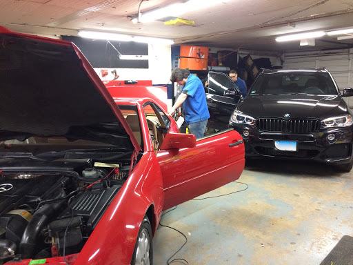 Car Stereo Store «Soundbytes Automotive Electronics,Inc», reviews and photos, 328 W N Ave, Northlake, IL 60164, USA