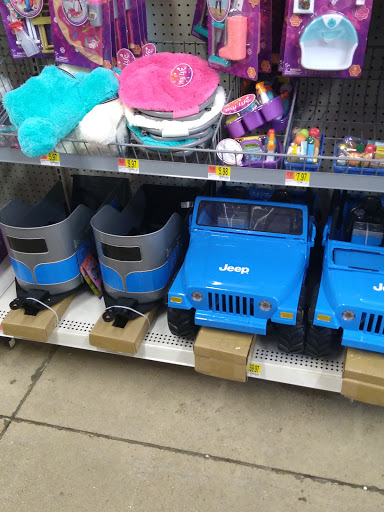 Shopping Mall «Southern Hills Shopping Ctr», reviews and photos, 1307 Southern Hills Center, West Plains, MO 65775, USA