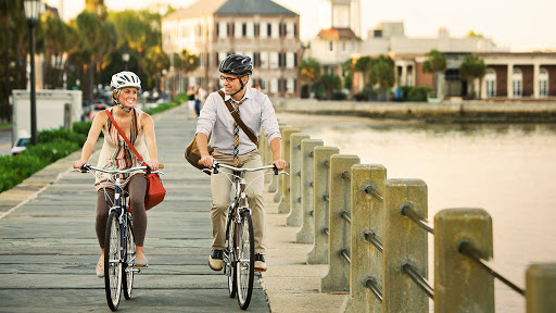 Penn Cycle : Minnetonka, 10750 Cedar Bend, Minnetonka, MN 55305, USA, 