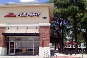 Pizza Hut image