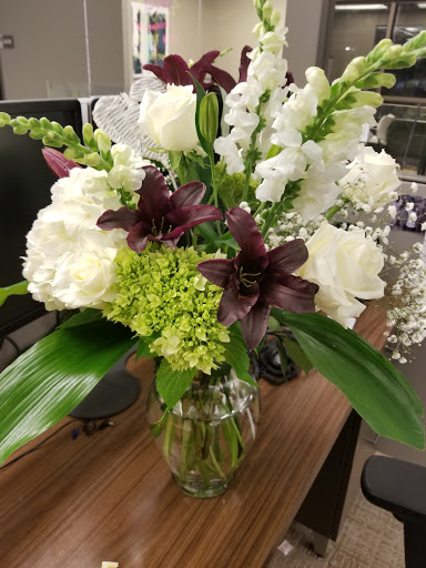 Florist «Brentwood Flower Shoppe», reviews and photos, 123 Franklin Rd, Brentwood, TN 37027, USA