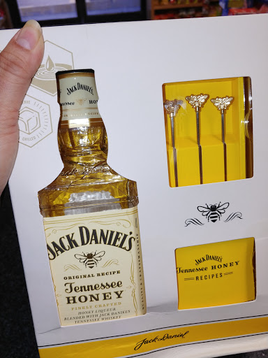 Liquor Store «Cork & Bottle Liquors», reviews and photos, 4101 E McDowell Rd, Phoenix, AZ 85008, USA