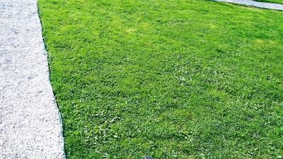 Jean et Nathalie espace vert à Pommeuse