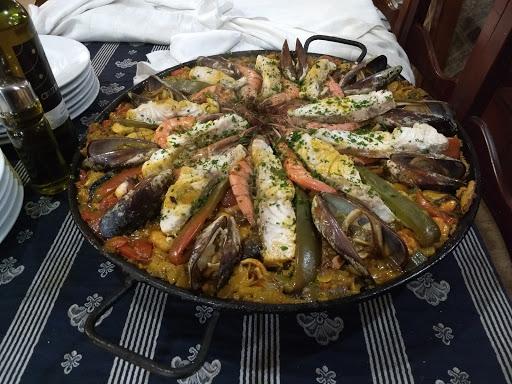 Restaurants eat paella Caracas