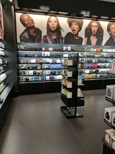 Cosmetics Store «SEPHORA», reviews and photos, 4766 Admiralty Way C1-3, Marina Del Ray, CA 90202, USA