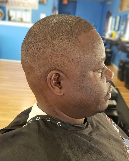 Barber Shop «PLAYOFFS BARBERSHOP», reviews and photos, 2145 Americana Blvd, Orlando, FL 32839, USA