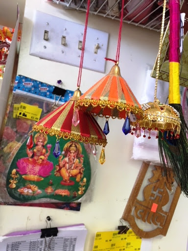 Grocery Store «Shital Grocery & Video», reviews and photos, 759 W Dundee Rd, Wheeling, IL 60090, USA