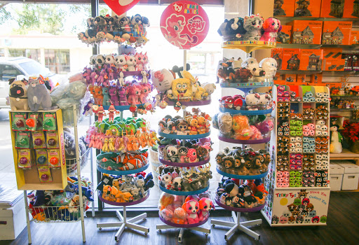 Collectibles Store «Fantastic Collectibles», reviews and photos, 162 W Center St, Manteca, CA 95336, USA