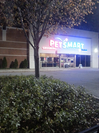 Pet Supply Store «PetSmart», reviews and photos, 2389 Taylor Park Dr, Reynoldsburg, OH 43068, USA
