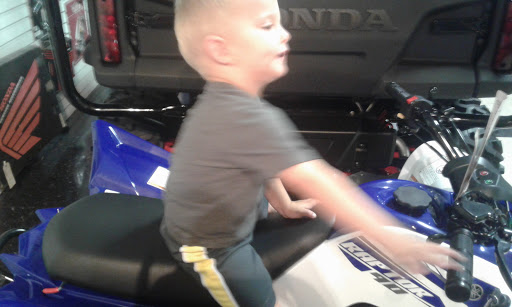 Motorcycle Dealer «Beechmont Motorsports», reviews and photos, 646 Mt Moriah Dr, Cincinnati, OH 45245, USA