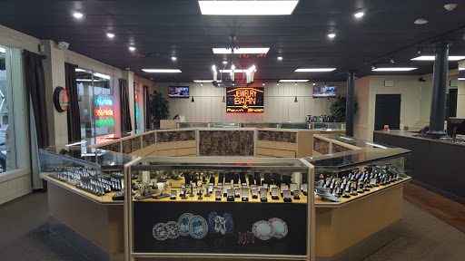 Wholesale Jeweler «Jewelry Barn & Pawn», reviews and photos, 2910 Scottsville Rd # B, Bowling Green, KY 42104, USA