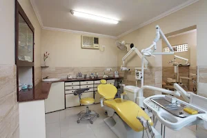Arora's Dental Clinic image