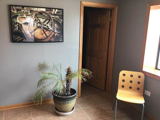 Auto Body Shop «ED-N-SONS AUTOBODY», reviews and photos, 387 North Ave, Glendale Heights, IL 60139, USA