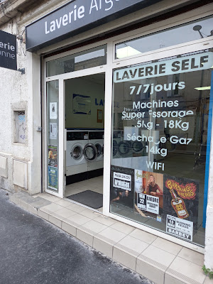 Laverie de L Argonne . à Bordeaux