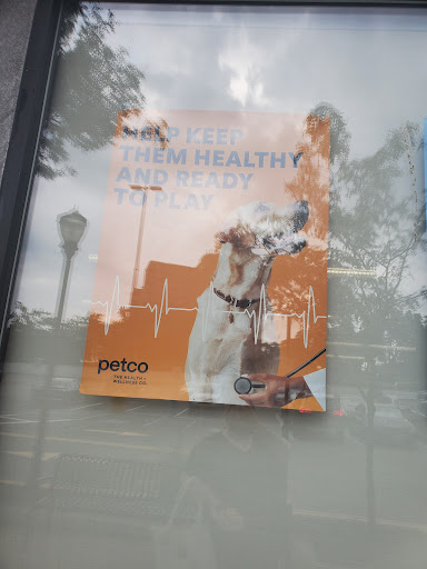 Pet Supply Store «Petco Animal Supplies», reviews and photos, 61-23 190th St, Fresh Meadows, NY 11365, USA