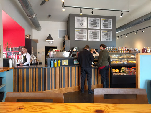 Coffee Shop «Heine Brothers’ Coffee - Shelbyville Road In St. Matthews», reviews and photos, 4305 Shelbyville Rd, Louisville, KY 40207, USA