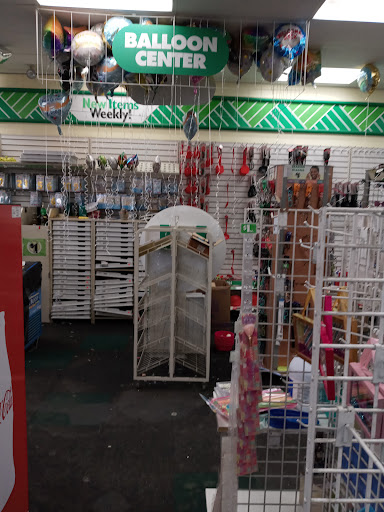 Dollar Store «Dollar Tree», reviews and photos, 562 W Broad St, Hazleton, PA 18201, USA