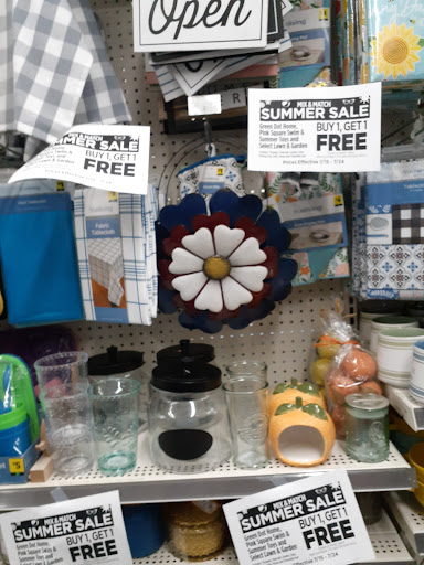 Discount Store «Dollar General», reviews and photos, 6 Sunbury St, Minersville, PA 17954, USA