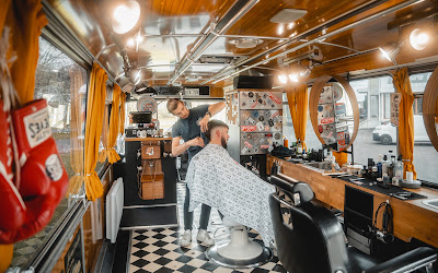 Le Bus du Barbier à Caen