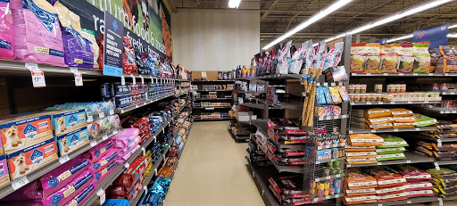 Pet Supply Store «Petco Animal Supplies», reviews and photos, 416 Crossroads Blvd, Cary, NC 27518, USA