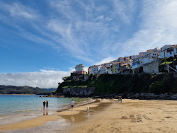 Playa de El Escanu'in fotoğrafı çok temiz temizlik seviyesi ile
