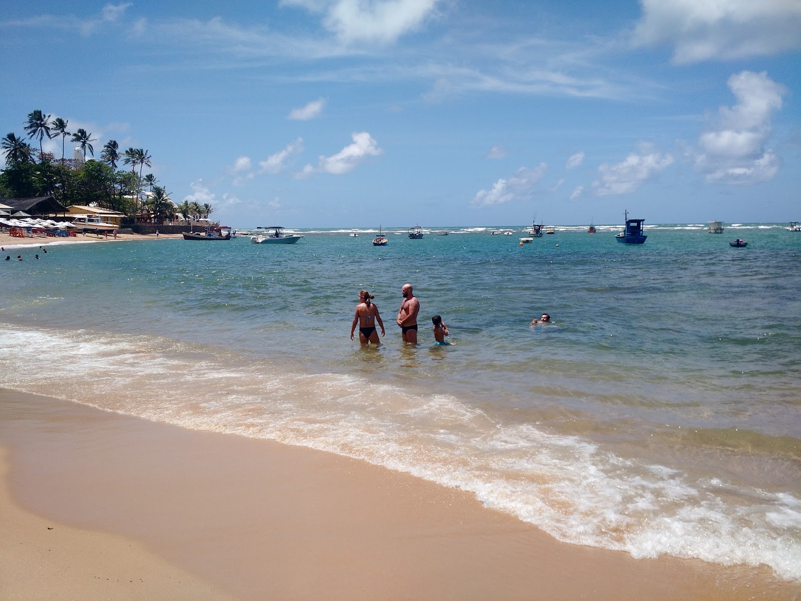 Fotografie cu Praia do Tivoli zonele de facilități