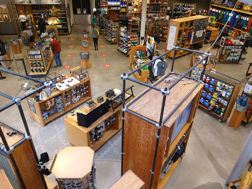 Outdoor Sports Store «REI», reviews and photos, 625 Black Lake Blvd SW #410, Olympia, WA 98502, USA