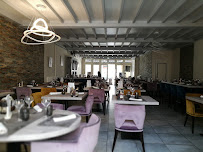 Atmosphère du Restaurant Hôtel de France à Saint-Pardoux-la-Rivière - n°1