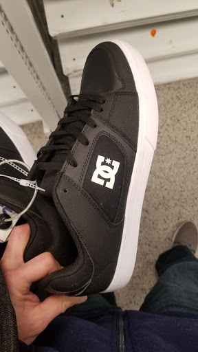 Clothing Store «Ross Dress for Less», reviews and photos, 926 Airport Center Rd, Allentown, PA 18109, USA