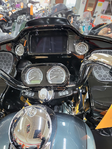 Motorcycle Dealer «Motorcycle Maxx», reviews and photos, 5838 Columbus Pike, Lewis Center, OH 43035, USA
