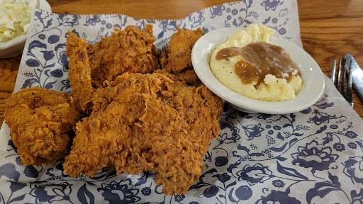 American Restaurant «Cracker Barrel Old Country Store», reviews and photos, 7925 Conference Center Dr, Brighton, MI 48114, USA