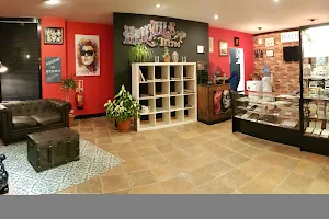 Hellville Tattoo Cambrils image