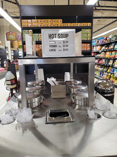 Grocery Store «Stadium Thriftway», reviews and photos, 618 N 1st St, Tacoma, WA 98403, USA