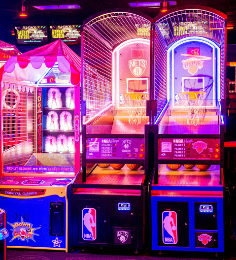 Bowling Alley «Brunswick Zone XL Brooklyn Park», reviews and photos, 7545 Brooklyn Blvd, Brooklyn Park, MN 55443, USA