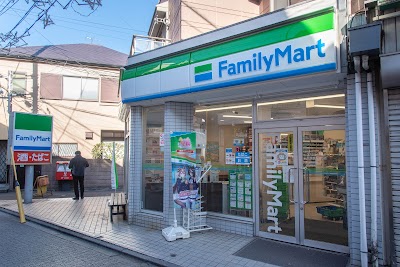 ファミリーマート 荻窪教会通り店