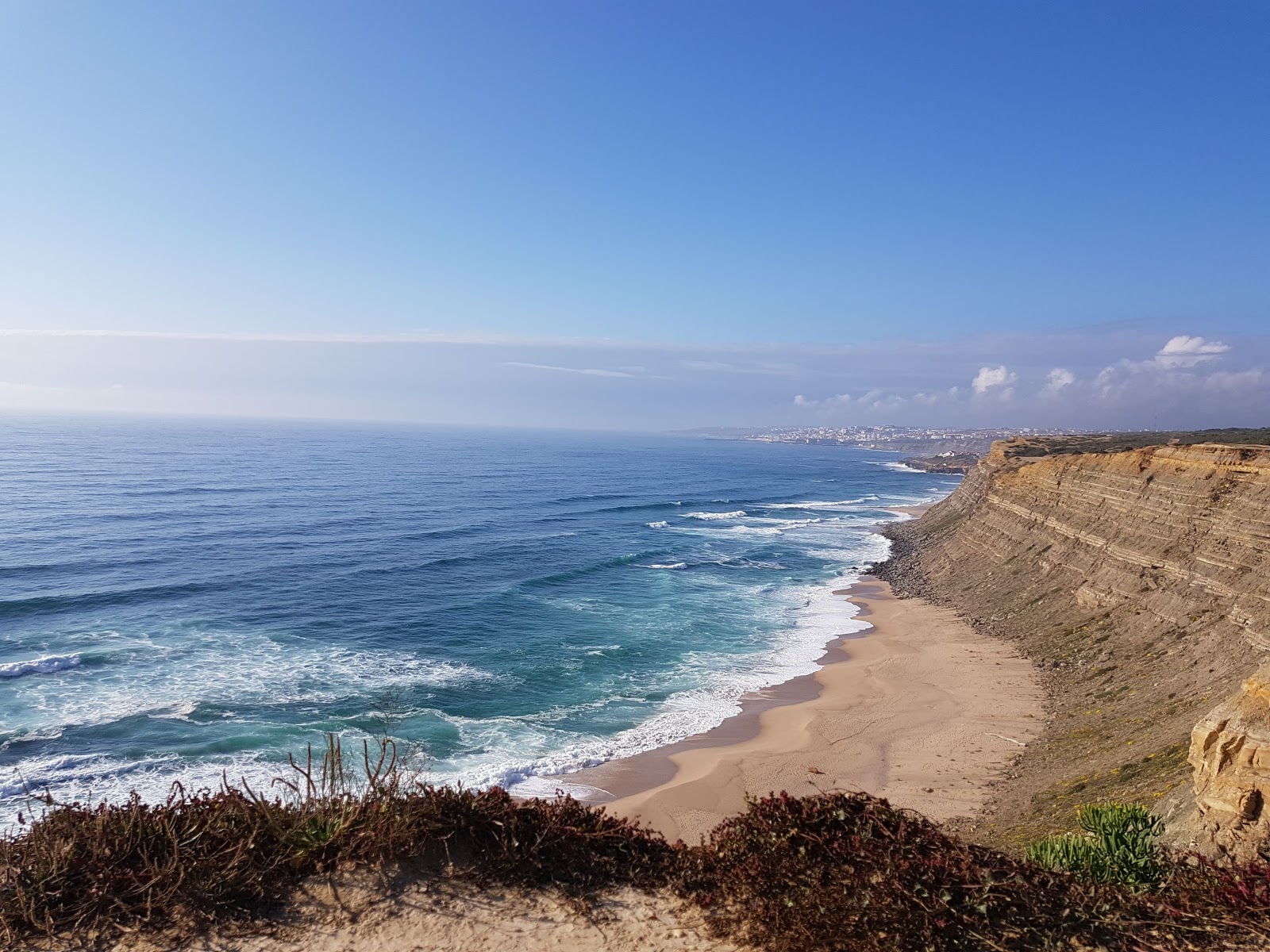 Foto von Praia da Vigia - beliebter Ort unter Entspannungskennern