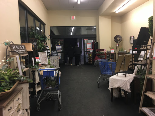 Craft Store «Hobby Lobby», reviews and photos, 360 W University Pkwy, Orem, UT 84058, USA