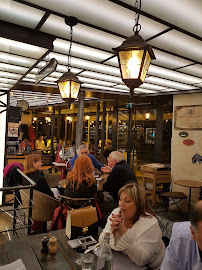 Atmosphère du Restaurant français Le Passage à Paris - n°18
