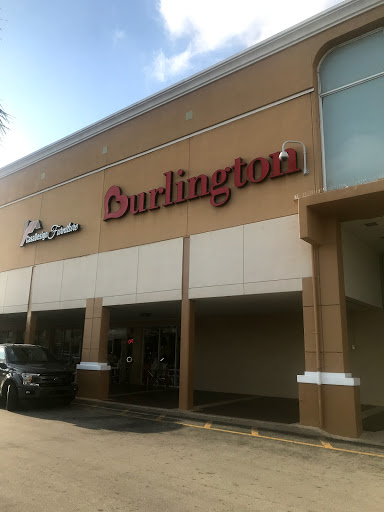 Clothing Store «Burlington Coat Factory», reviews and photos, 5737 NW 7th St, Miami, FL 33126, USA