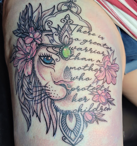 Explore american traditional tattoo filler ideas, creative tattoo ideas in West Memphis, available at Amazon Tattooz LLC