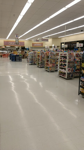 Grocery Store «Food Lion», reviews and photos, 304 S Broadway, Portland, TN 37148, USA