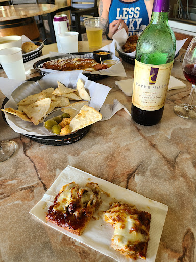 Winery «Paper Moon Vineyards», reviews and photos, 2008 State Rd, Vermilion, OH 44089, USA